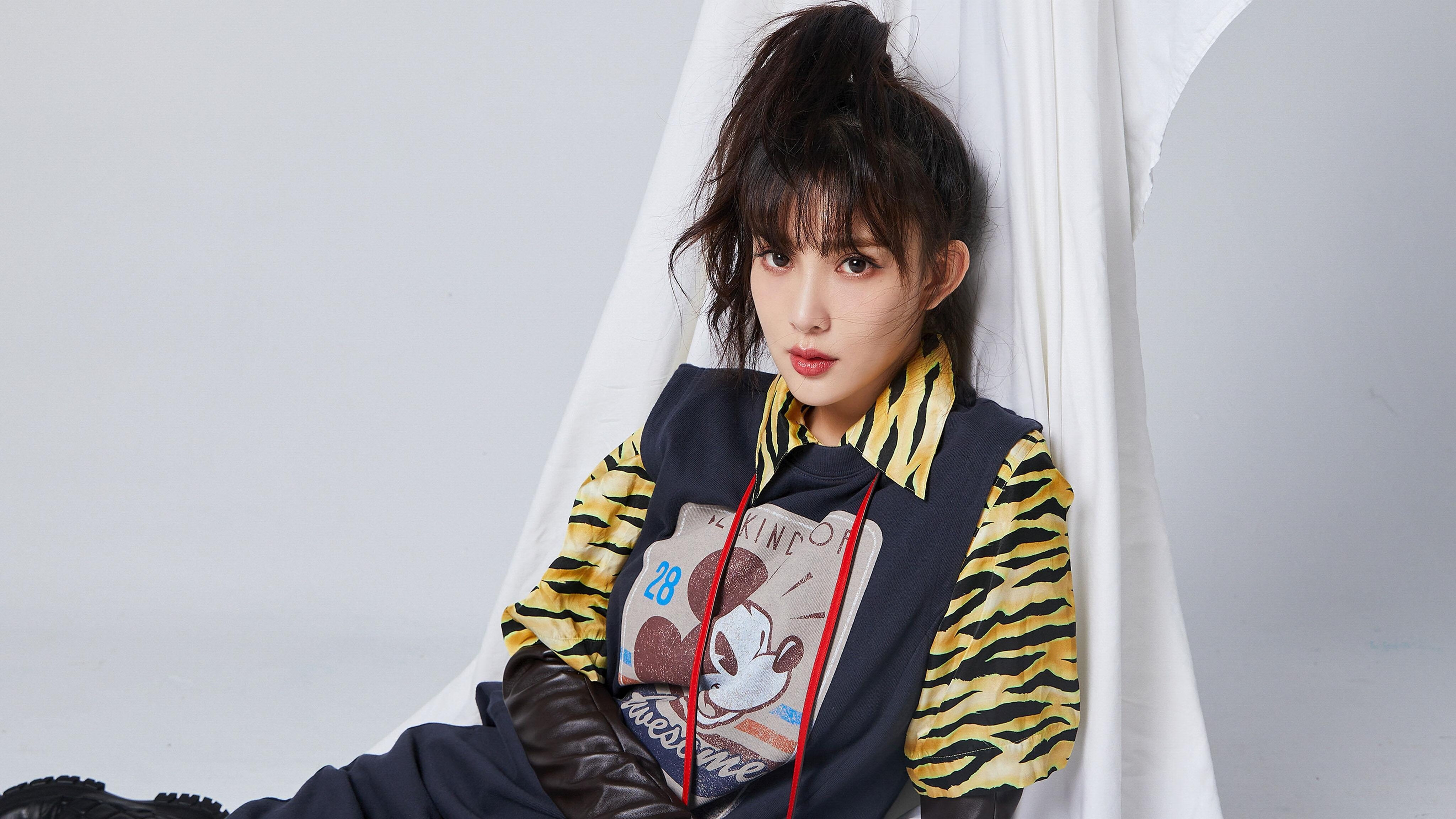 女子100自澳洲选手包揽前二,澳洲籍女子